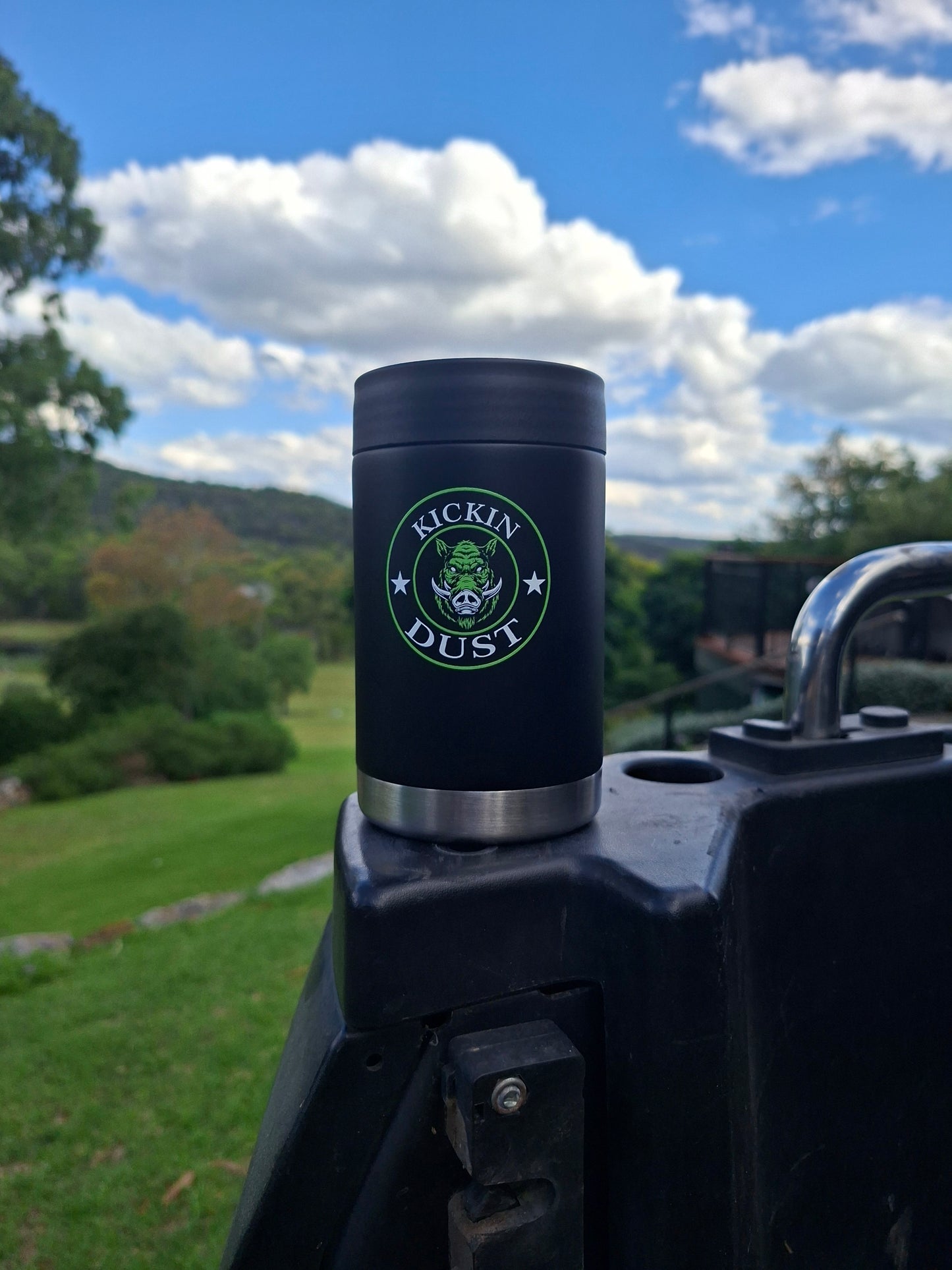 KICKIN DUST ALUMINIUM STUBBY COOLER