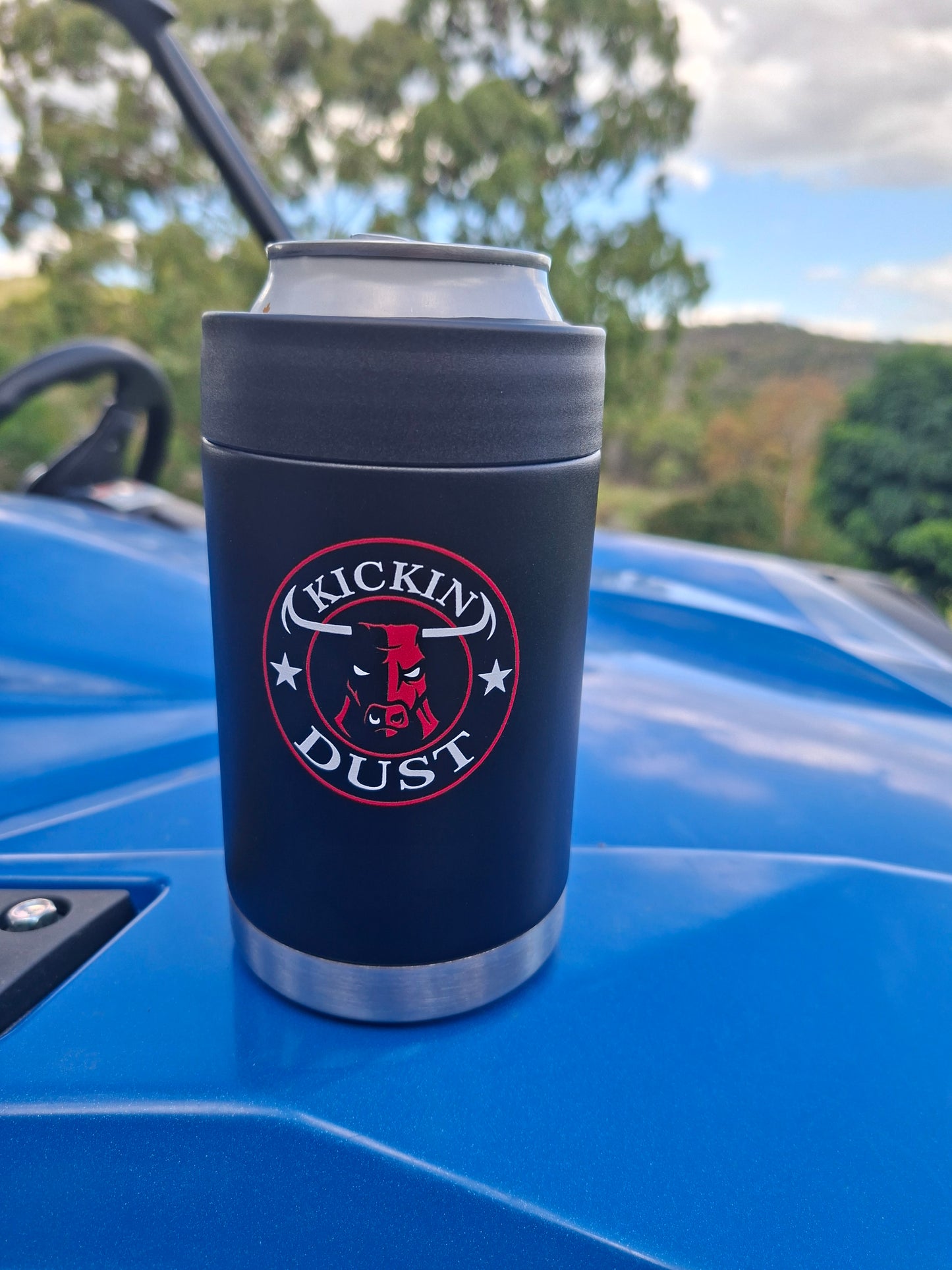KICKIN DUST ALUMINIUM STUBBY COOLER