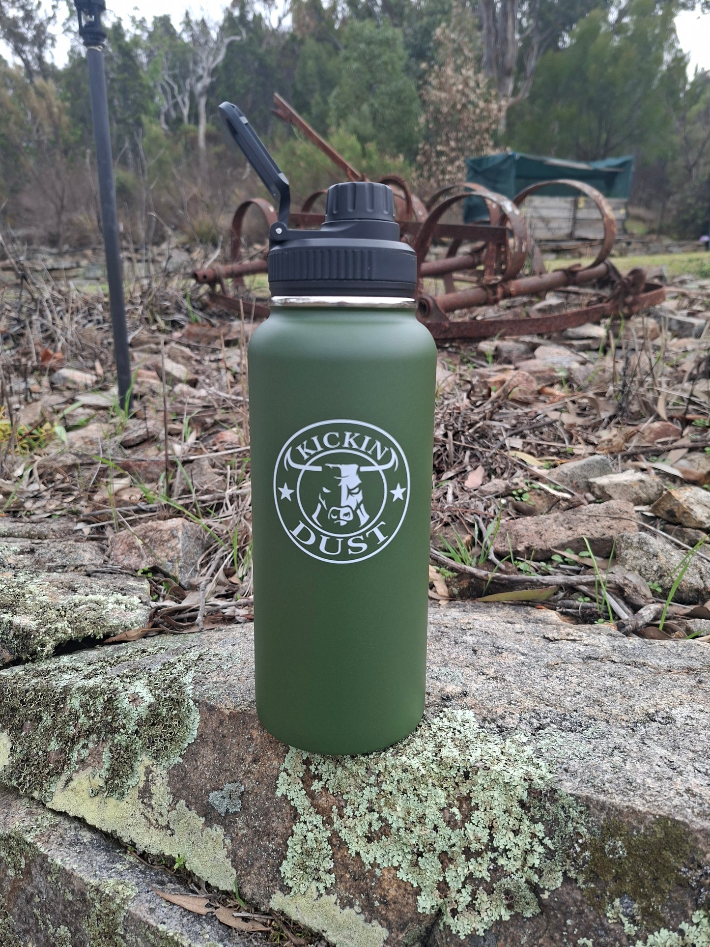 KICKIN DUST DRINK BOTTLE