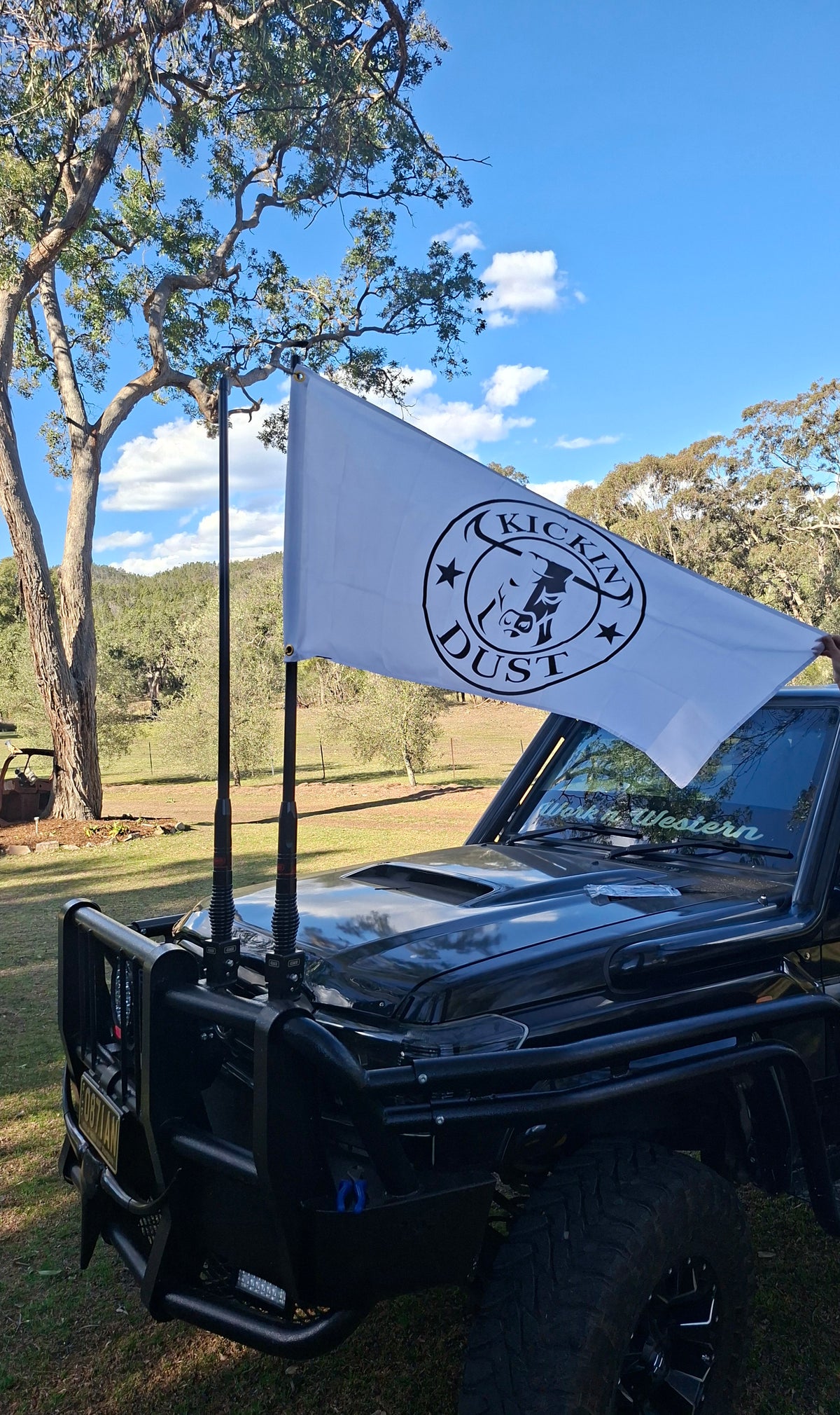 KICKIN DUST FLAGS
