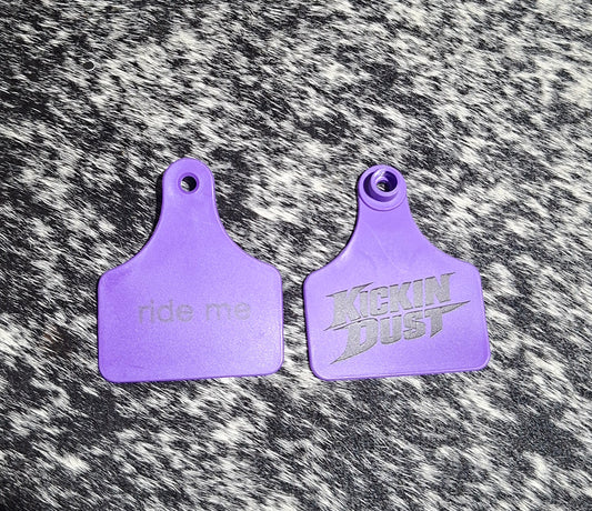 kickin dust ear tag ( ride me )